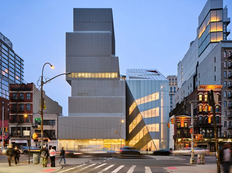 New Museum of Contemporary Art / OMA